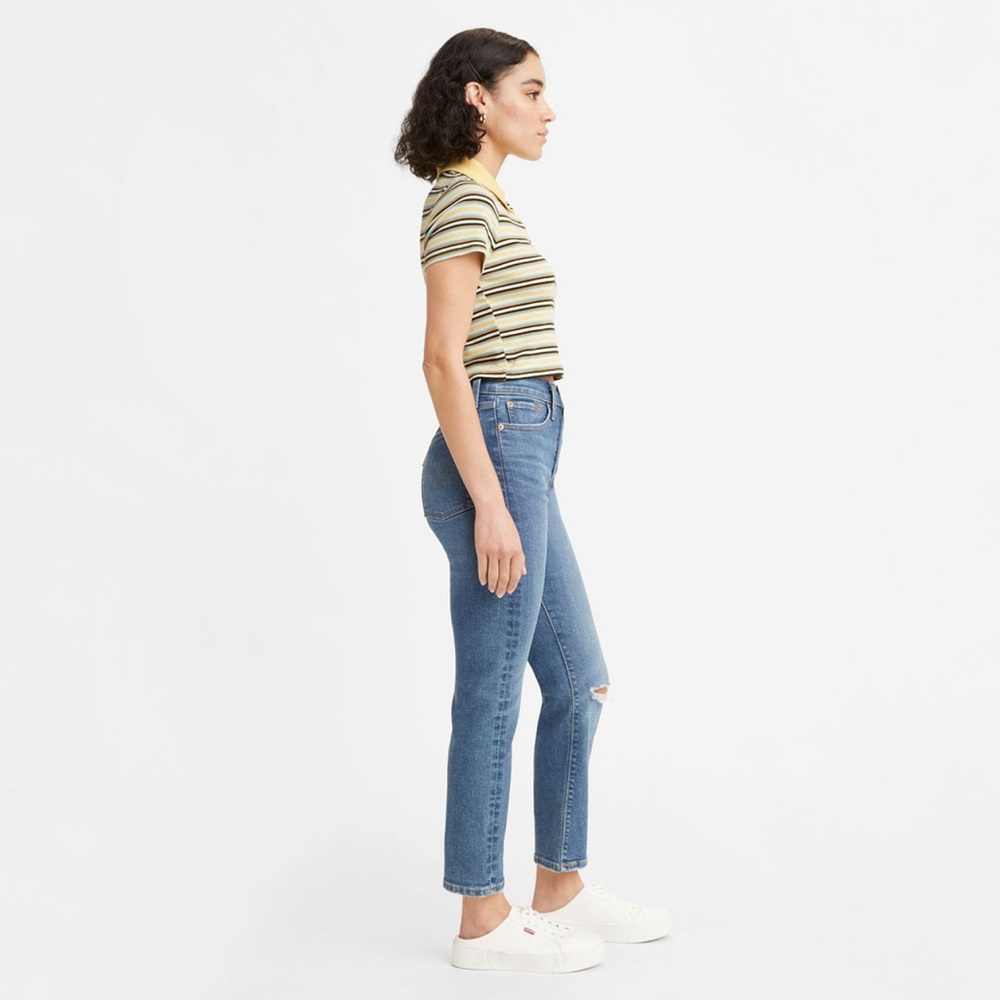 Levi’s Women’s Wedgie Straight Fit Jeans Medium Blue Wash Fallstar - Picture 5 of 14
